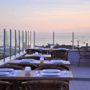 4* Отель Divani Ali